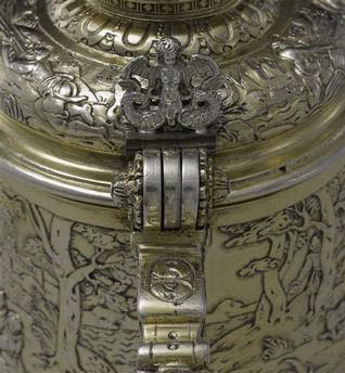 Chope à décor de scènes de chasse, image 7/11