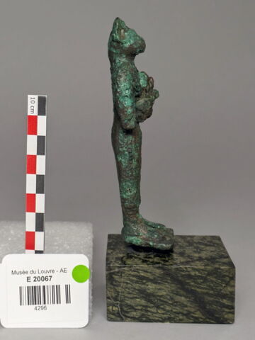 figurine, image 2/4
