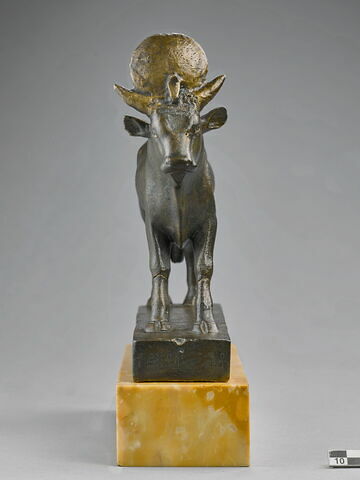 figurine, image 3/9