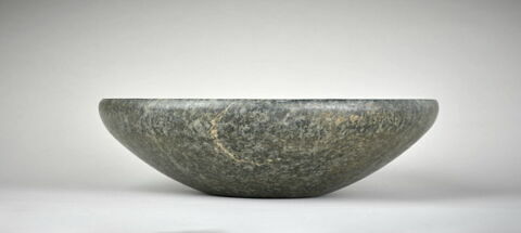 bol à bord rentrant en biseau, image 2/3