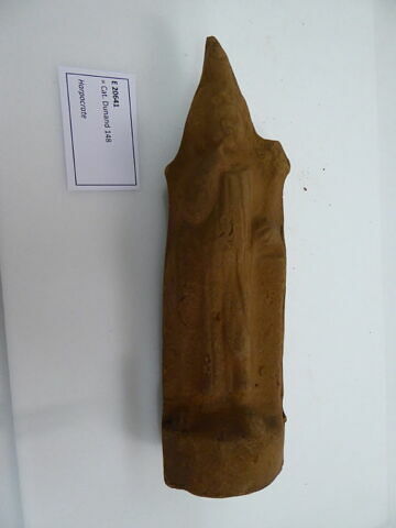 figurine d'Harpocrate phallique ; figurine d'Harpocrate à la corne d'abondance