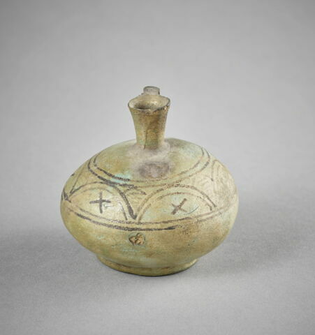 vase à étrier, image 3/4