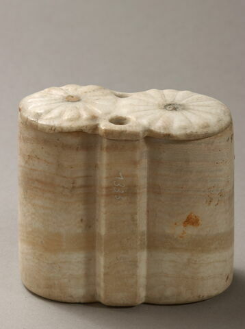 boîte ; boîte à couvercle pivotant ; vase, image 2/2