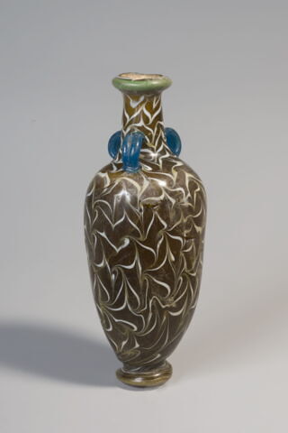 vase, image 4/8