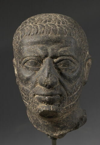 statuette, image 7/9