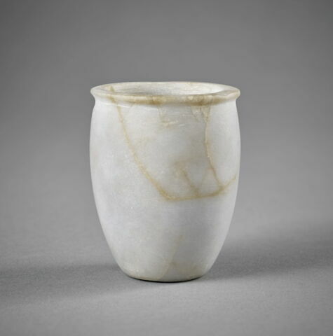 vase, image 1/3