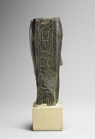 statue, image 8/9