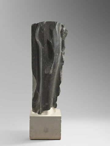statue, image 3/9