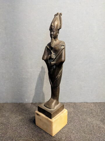 figurine, image 3/3