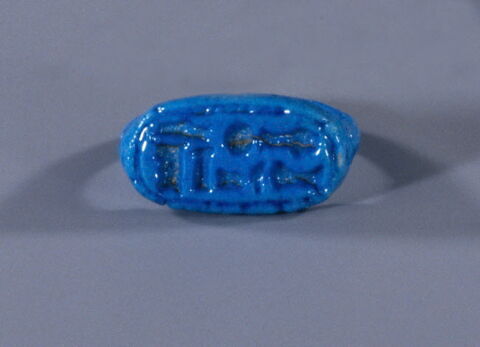 chevalière à chaton plat