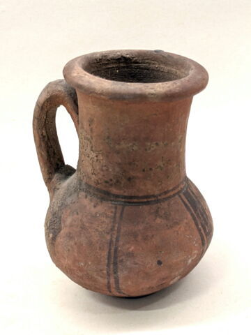 cruche ; avec contenu, image 1/4