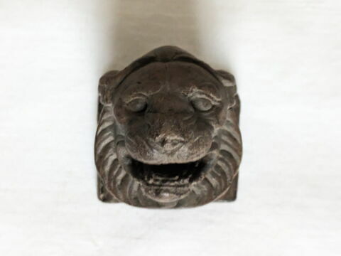 figurine ; élément de meuble