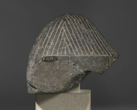 statue cube, image 3/9