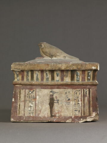 coffret funéraire  ; sarcophage de faucon, image 8/11