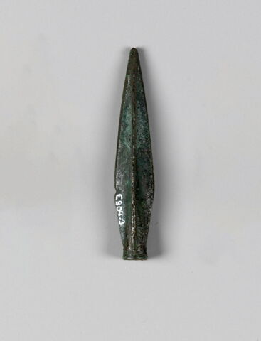 pointe de flèche à douille à 3 tranchants