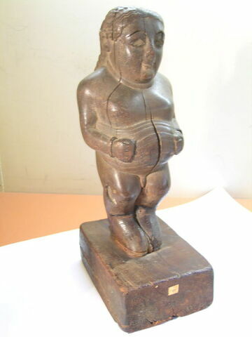 statue, image 5/5