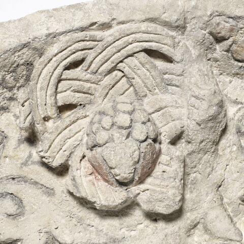 niche ; arc ; plusieurs fragments recollés, image 8/14