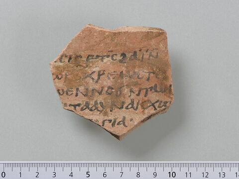 ostracon ; fragment