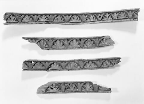baguette à poser ; frise ; décor architectural ; fragment, image 4/4