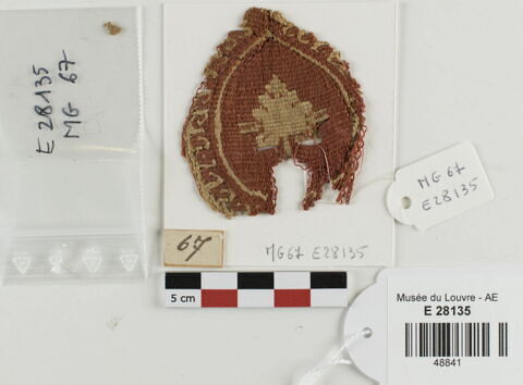 décor de textile ; fragment