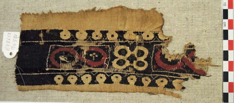 bande décorative d'habillement ; fragment, image 3/3