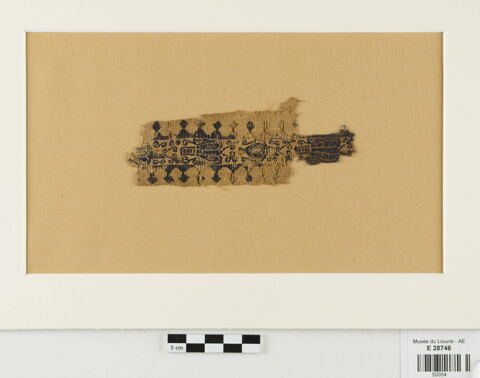bande décorative d'habillement ; fragment