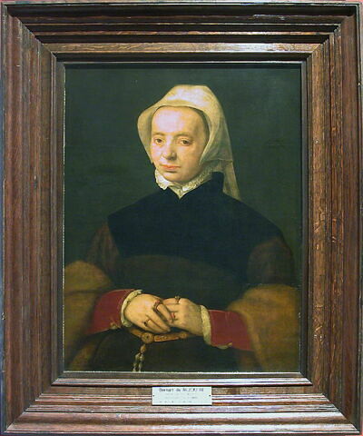 Portrait de femme, image 2/2