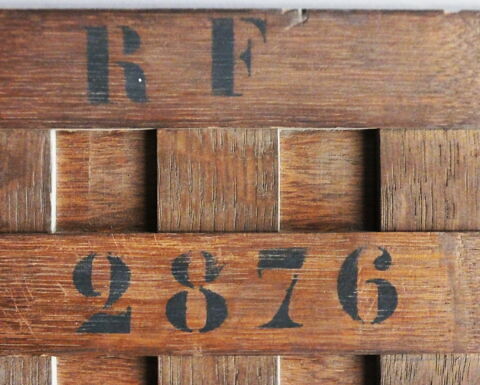 L' Ouïe: homme jouant de la guitare, image 3/6