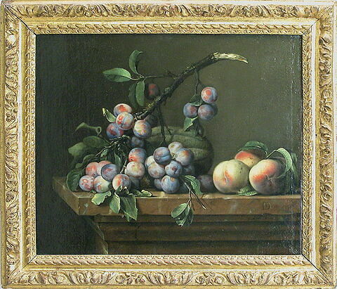 Prunes, courge et pêches sur un entablement de marbre, image 4/4