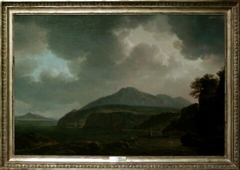 Marine. Vue prise au soleil levant dans le golfe de Naples, depuis la Punta di Scutolo, image 3/3