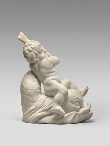 Enfant chevauchant un dauphin, image 3/5
