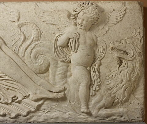 Nymphe et petit génie monté sur un dragon marin, image 3/7