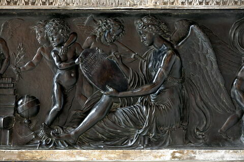 L'histoire écrivant le titre des oeuvres de Jacques-Auguste de Thou, entourée des génies de l'Etude et de la Justice, image 2/6