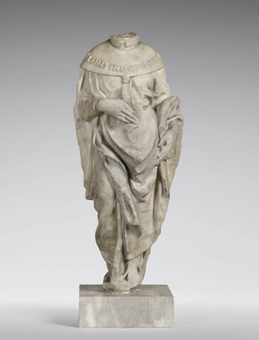 Statuette acéphale d'un roi de France vêtu d'un manteau fleurdelysé, et portant le collier de l'ordre de saint Michel