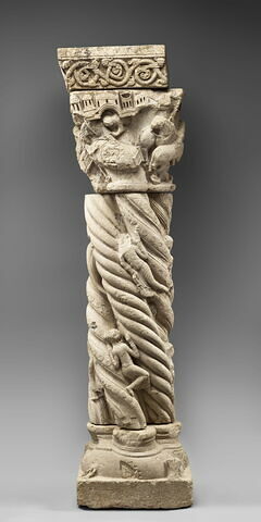 Colonne torse et chapiteau historiés : personnages et êtres fantastiques, Annonce aux bergers, Nativité, Sommeil des Mages, image 2/25