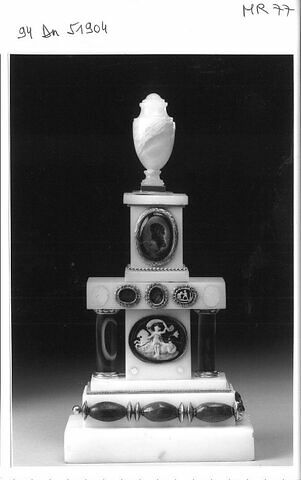 Monument à la Néréide ou Groupe du Corail, image 7/9