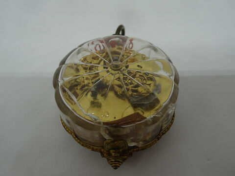 Montre ronde polylobée, image 3/8