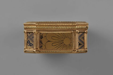 Tabatière octogone à panneaux de laque, image 4/11
