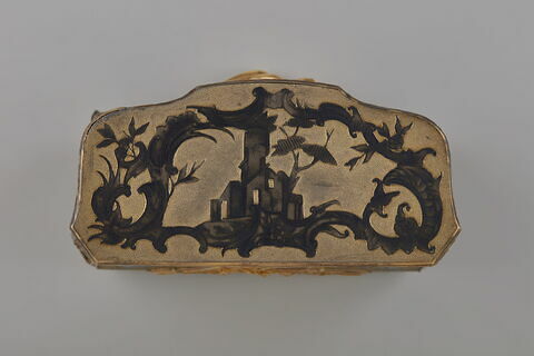 Tabatière aux sujets guerriers, image 2/11