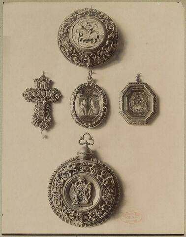 Boîte d'Agnus Dei : l’Adoration des Mages ; saint Georges et le dragon, image 14/14