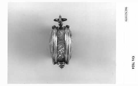Montre en forme de coeur, image 5/9