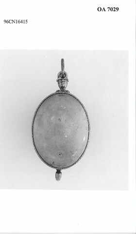 Montre ovale, image 4/9
