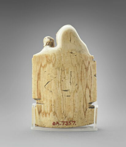 Figure d'applique : Vierge à l'Enfant trônant, image 2/3