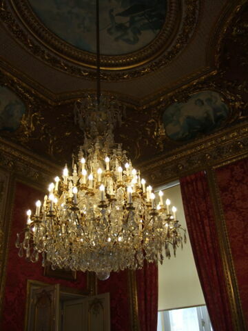 Lustre à soixante lumières, image 3/3