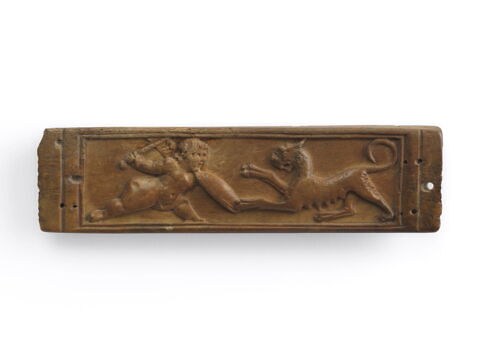 Plaque de coffret (?) : Amour luttant avec une panthère