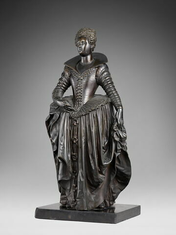 Statuette : Marie de Médicis, image 2/5
