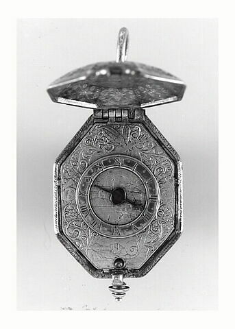 Montre octogonale, image 5/9