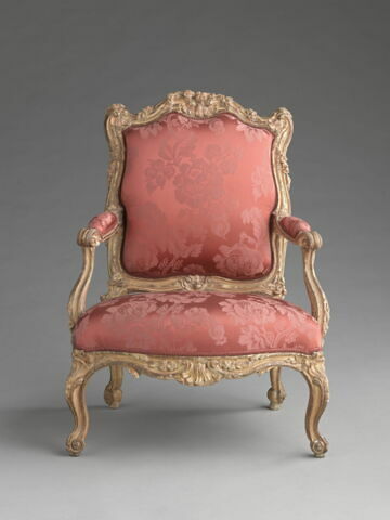 Fauteuil à la reine, d'un ensemble de quatre (avec le OA 10594, le OA 10595 et le OA 10597)