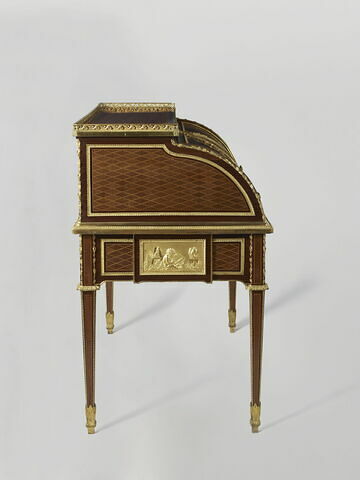 Secrétaire à cylindre de la reine Marie-Antoinette aux Tuileries, image 12/16