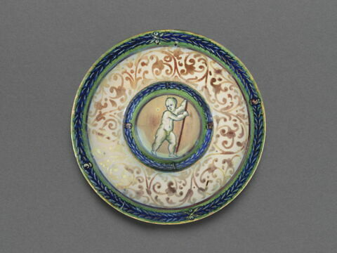Assiette : putto